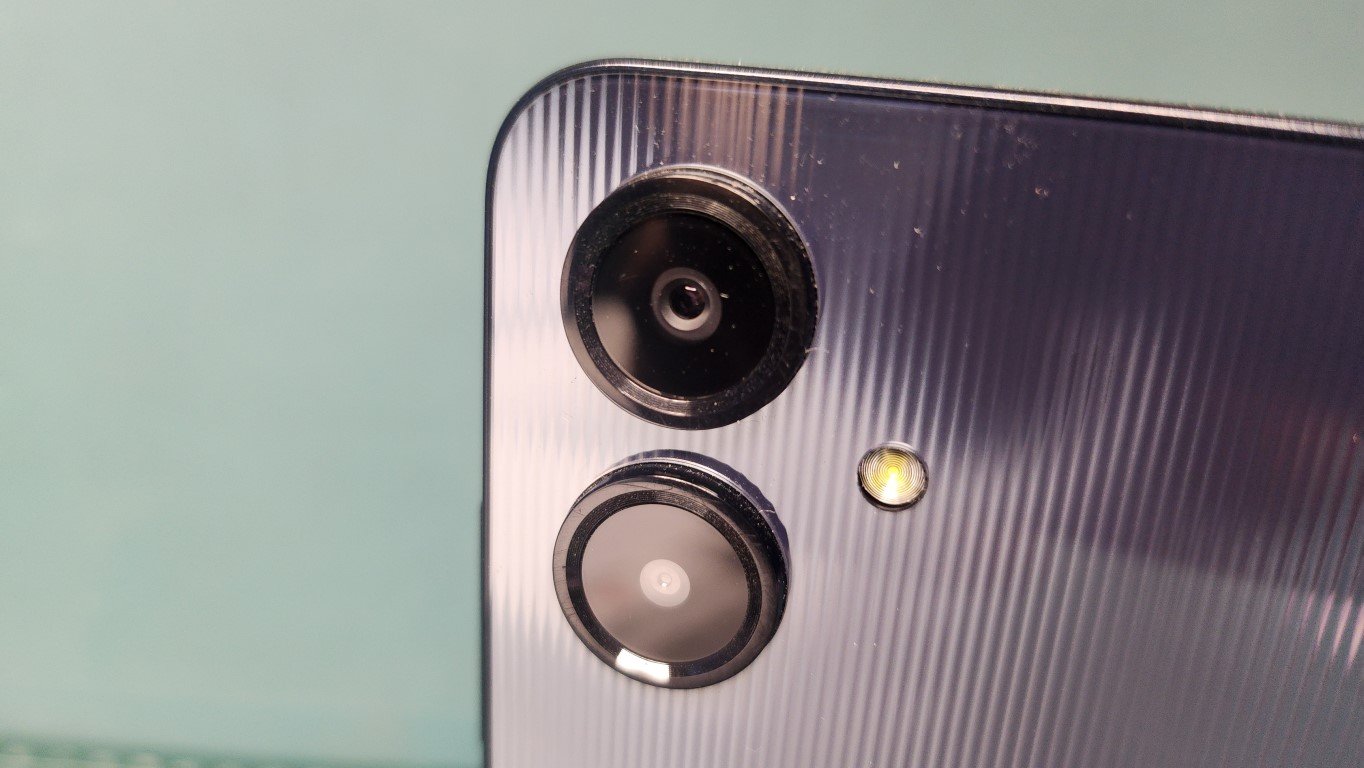 Samsung Galaxy A06