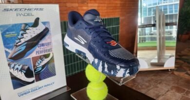 Skechers
